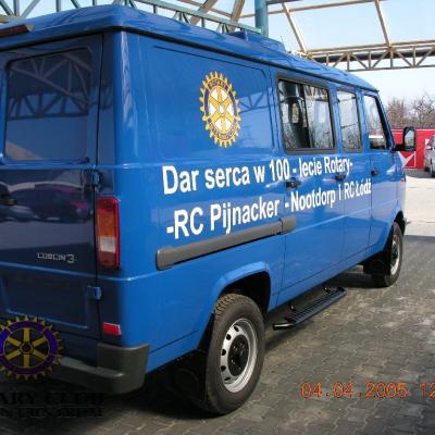 2005 04 Karetka 004 20160316 1984685342